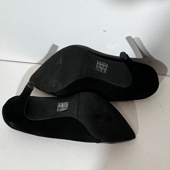 Moda Leather and Suede Black Heels - 6 1/2 M - Picture 6 of 9